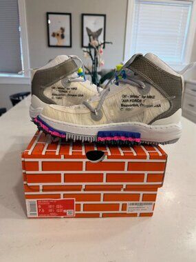 Size 6 - Nike Air Force 1 x Off-White White 2022